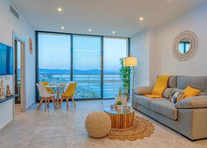 Apartment Mar Infinito. With Dream Views Torremolinos