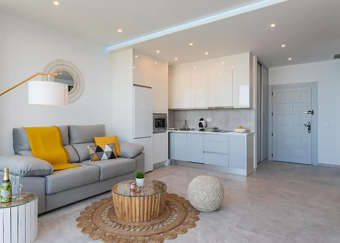 Apartment Mar Infinito. With Dream Views Torremolinos