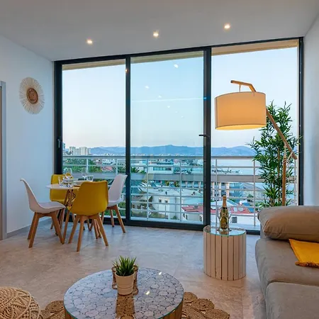 Mar Infinito. With Dream Views Apartment *